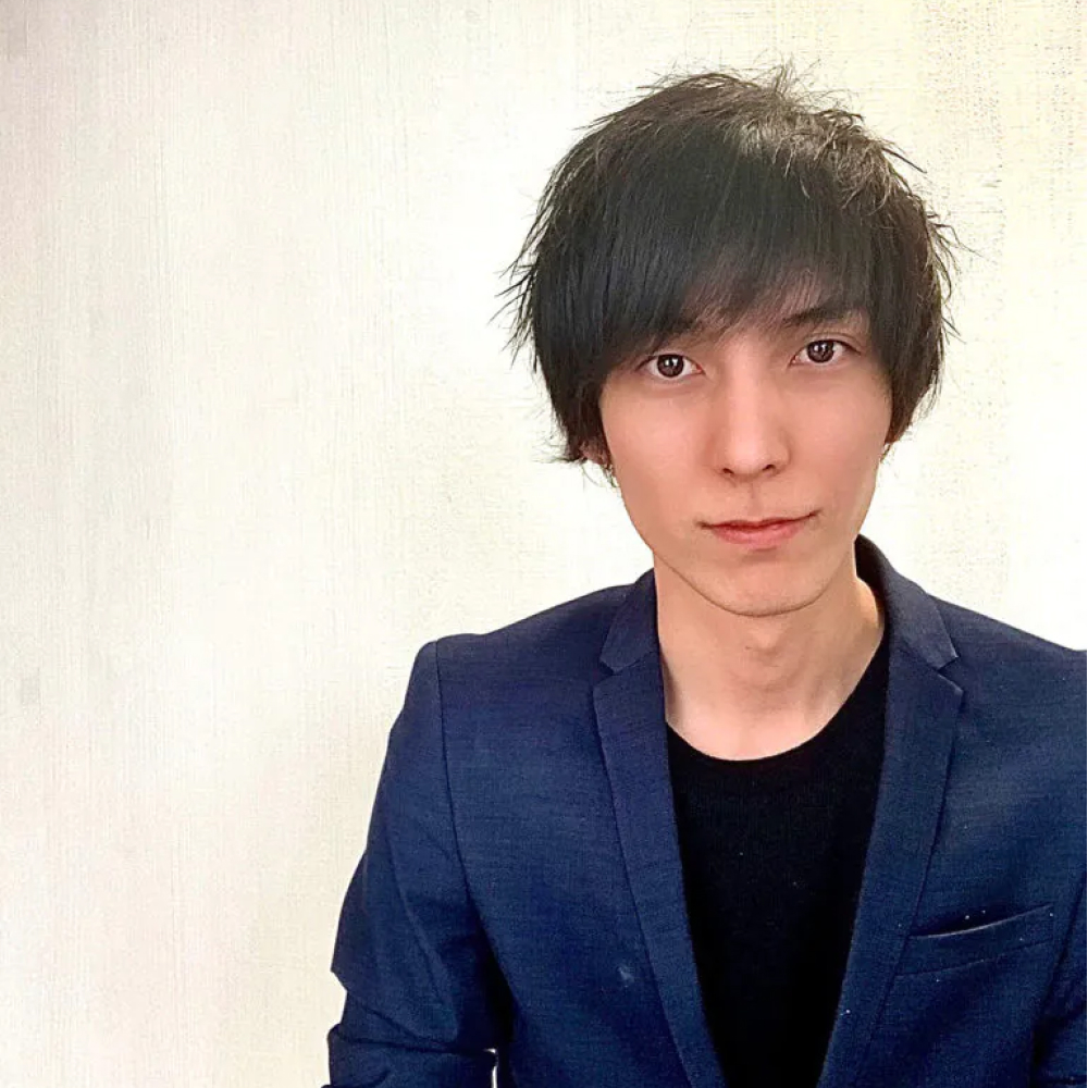 酸性縮毛矯正専門技師（店長）　Seiya（セイヤ）